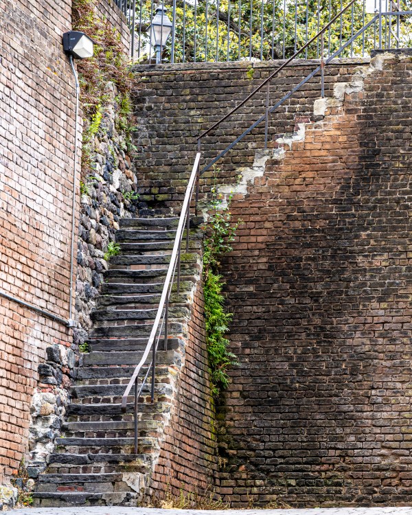 Stairs at River Street   Savannah 04114 Print